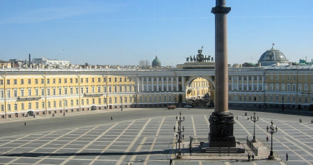 Дворцовая площадь главная площадь Санкт-Петербурга