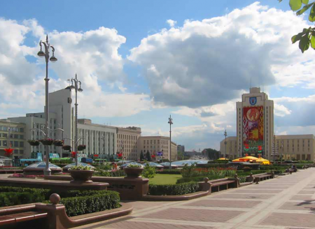 Площадь и проспект Независимости в Минске